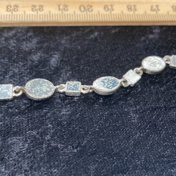 Blue Cats Eye Silver Tone Bracelet Light & Dark - Picture 11 of 13